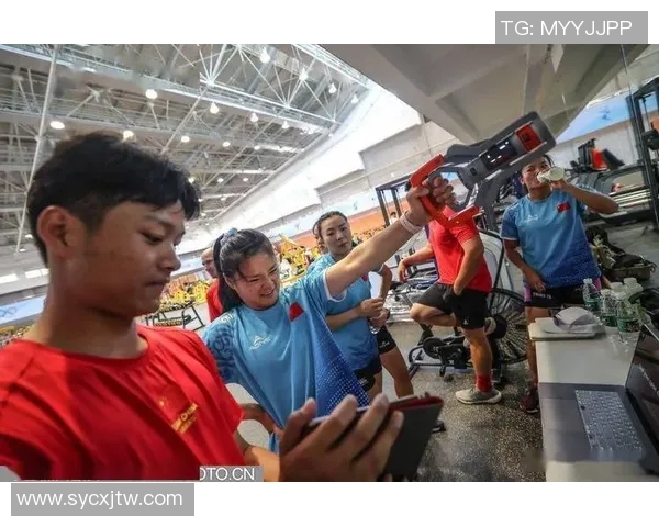 中国橄榄球队全力备战亚洲杯公开训练展现十足信心